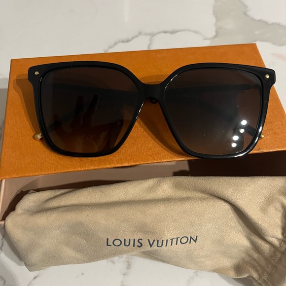 Louis Vuitton Sunglasses - Picture 1 of 5